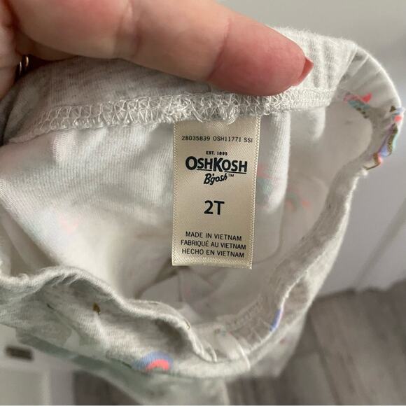 Oshkosh B’gosh little girls Ruffle Eyelet Top and matching unicorn leggings 2T - Picture 6 of 6
